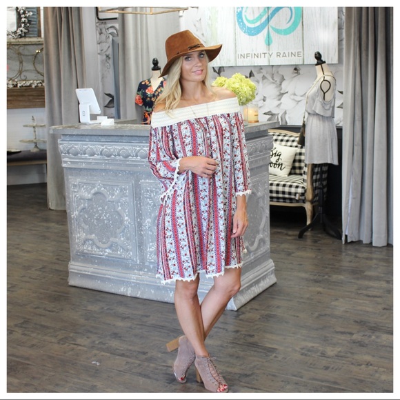 ✨LAST ONE✨Red floral Off Shoulder Dress - Picture 2 of 3